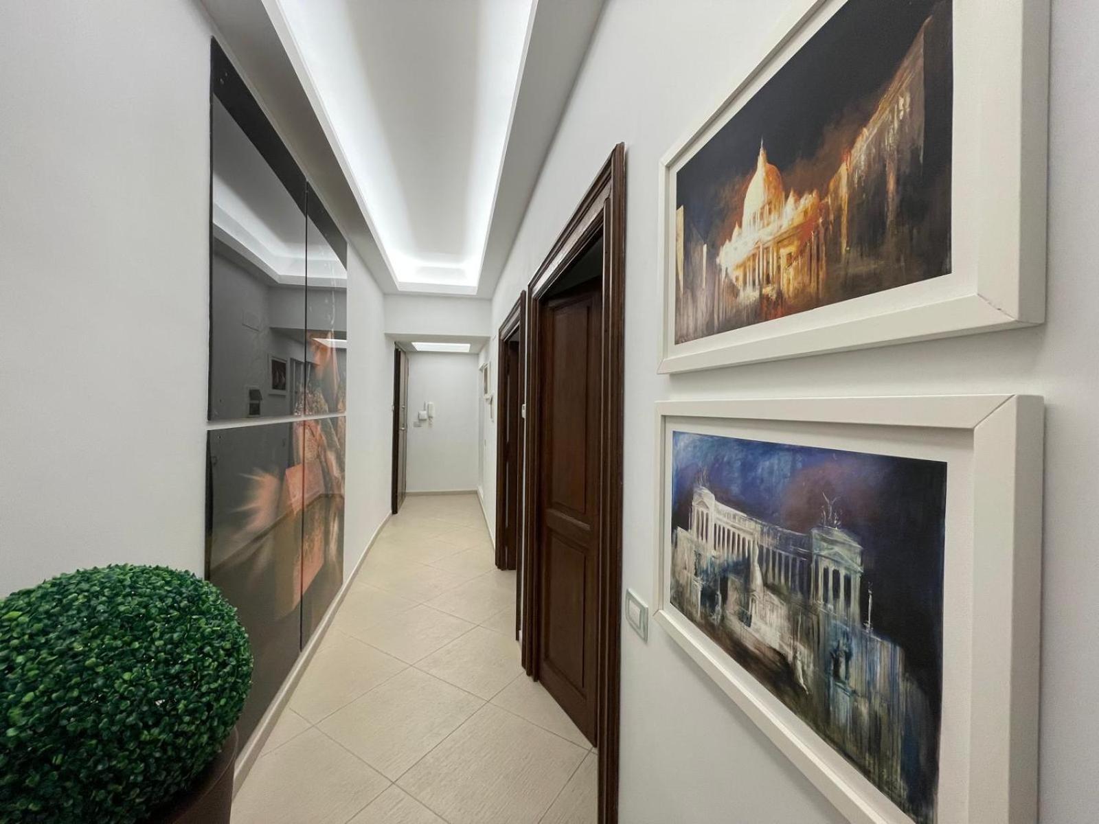 San Pietro Luxury Suites - Rome — Photos 2